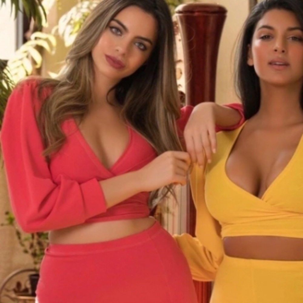 Rue 107 New York Crop Top